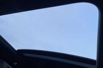 Volkswagen Touareg 3.0 V6 TSI eHybrid 4Motion R 5dr Tip Auto