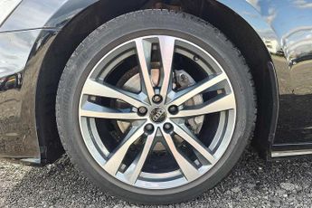 Audi A6 Avant S line 40 TFSI  204 PS S tronic