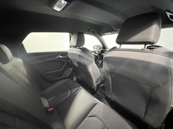 Audi A1 Sportback S line 30 TFSI 110 PS S tronic