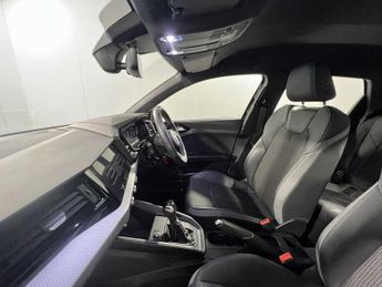 Audi A1 Sportback S line 30 TFSI 110 PS S tronic