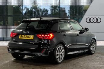 Audi A1 Sportback S line 30 TFSI 110 PS S tronic