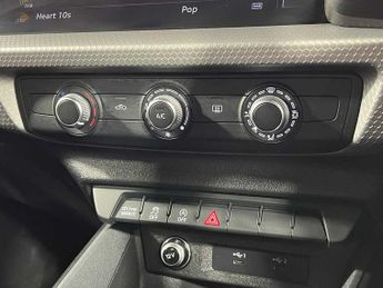 Audi A1 Sportback S line 30 TFSI 110 PS S tronic