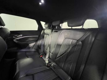 Audi e-tron S line 50 quattro 230,00 kW