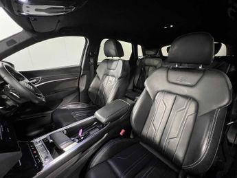 Audi e-tron S line 50 quattro 230,00 kW