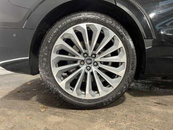 Audi e-tron S line 50 quattro 230,00 kW