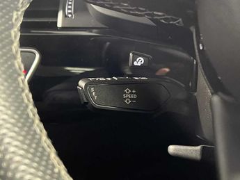 Audi A5 Coupé Black Edition 35 TFSI 150 PS S tronic