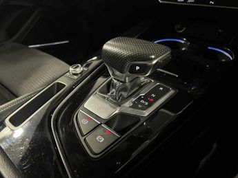 Audi A5 Coupé Black Edition 35 TFSI 150 PS S tronic