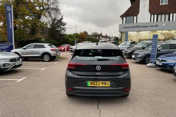 Volkswagen ID.3 150kW Life Pro Performance 58kWh 5dr Auto