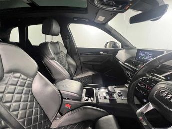 Audi Q5 Vorsprung Competition 55 TFSI e quattro 367 PS S tronic