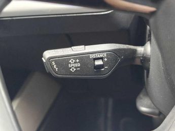 Audi Q4 E-tron Q4  Sport 35 e-tron  125,00 kW