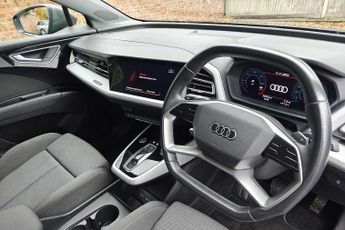 Audi Q4 E-tron Q4  Sport 35 e-tron  125,00 kW