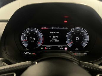 Audi Q2 Black Edition 35 TFSI  150 PS S tronic