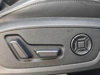 Audi A6 Avant S line 40 TDI quattro 204 PS S tronic