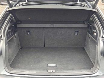 Audi Q2 S line 40 TFSI quattro 190 PS S tronic