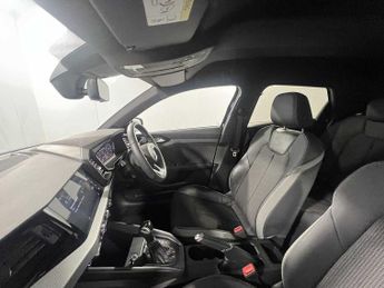 Audi A1 Sportback S line 35 TFSI 150 PS S tronic