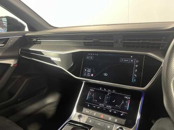 Audi A6 Avant Black Edition 40 TFSI  204 PS S tronic