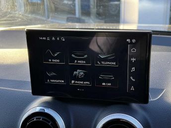 Audi Q2 S line 35 TFSI  150 PS S tronic