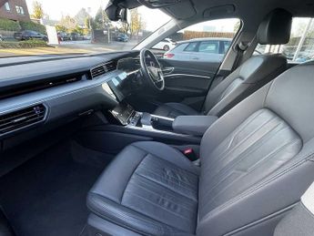 Audi e-tron 55 quattro 300,00 kW