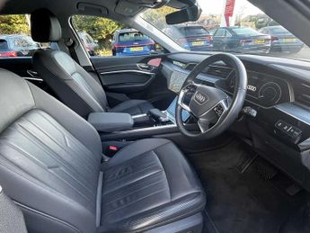 Audi e-tron 55 quattro 300,00 kW