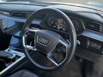 Audi e-tron 55 quattro 300,00 kW