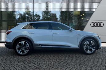 Audi e-tron 55 quattro 300,00 kW