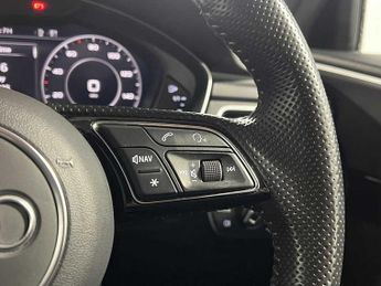 Audi A4 Black Edition 40 TDI quattro 190 PS S tronic