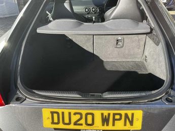 Audi TT Coup- S line 40 TFSI  197 PS S tronic