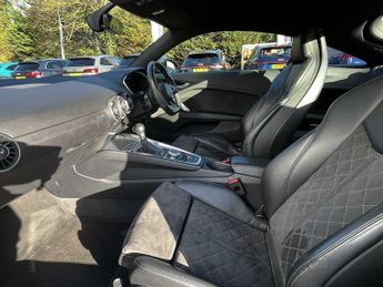 Audi TT Coup- S line 40 TFSI  197 PS S tronic