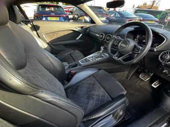 Audi TT Coup- S line 40 TFSI  197 PS S tronic