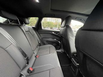 Audi Q4 E-tron Q4  S line 40 e-tron  150,00 kW