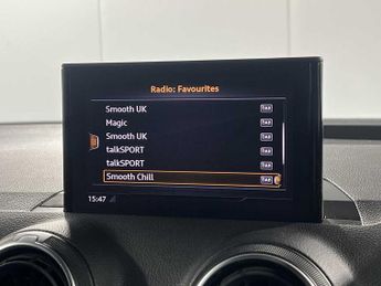 Audi Q2 S line 1.4 TFSI cylinder on demand  150 PS S tronic