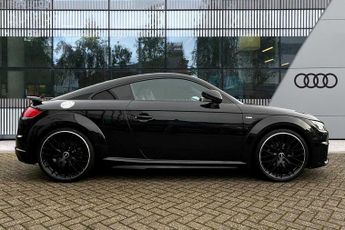 Audi TT Coup- Black Edition 40 TFSI  197 PS S tronic