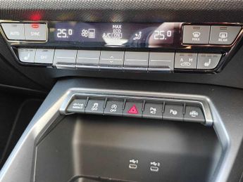 Audi A3 Sportback Black Edition 35 TFSI  150 PS S tronic