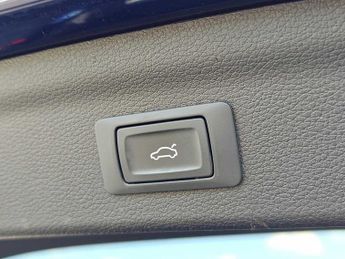 Audi Q3 S line 35 TFSI  150 PS S tronic