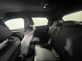 Audi A1 Sportback S line 30 TFSI  116 PS S tronic