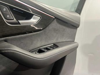 Audi Q7 SUV  Vorsprung 50 TDI quattro 286 PS tiptronic