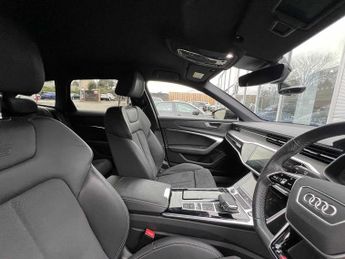 Audi A6 Avant Black Edition 45 TFSI quattro 265 PS S tronic