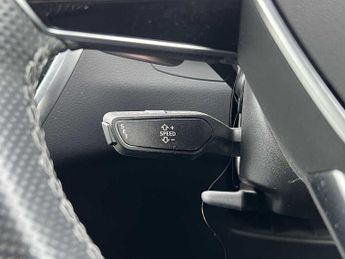 Audi A6 Avant Black Edition 45 TFSI quattro 265 PS S tronic