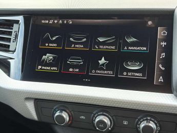 Audi A1 Sportback S line 30 TFSI  116 PS S tronic