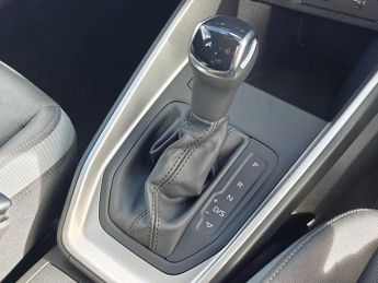 Audi A1 Sportback Sport 30 TFSI  116 PS S tronic