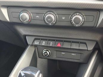 Audi A1 Sportback Sport 30 TFSI  116 PS S tronic