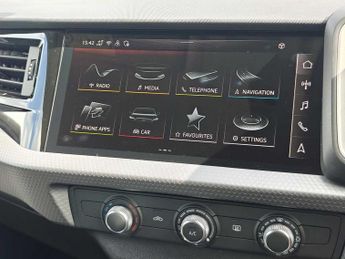 Audi A1 Sportback Sport 30 TFSI  116 PS S tronic