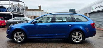 SKODA Octavia 1.5 TSI SE Drive 5dr DSG