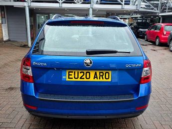 SKODA Octavia 1.5 TSI SE Drive 5dr DSG