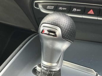 Audi TT Coup- Vorsprung 40 TFSI  197 PS S tronic