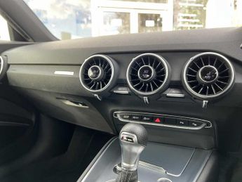 Audi TT Coup- Vorsprung 40 TFSI  197 PS S tronic