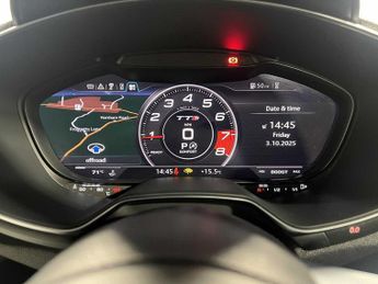 Audi TT S Coup- Black Edition 2.0 TFSI quattro 310 PS S tronic