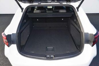 Toyota Corolla Touring Sport 1.8 Hybrid Design 5dr CVT