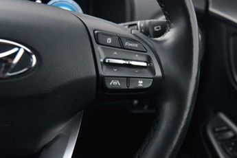 Hyundai KONA 150kW Premium 64kWh 5dr Auto