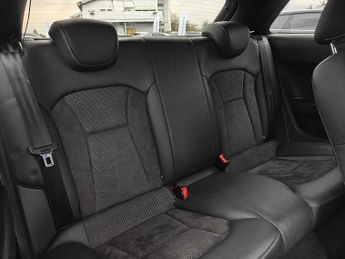 Audi A1 Black Edition 1.4 TFSI cylinder on demand  150 PS S tronic